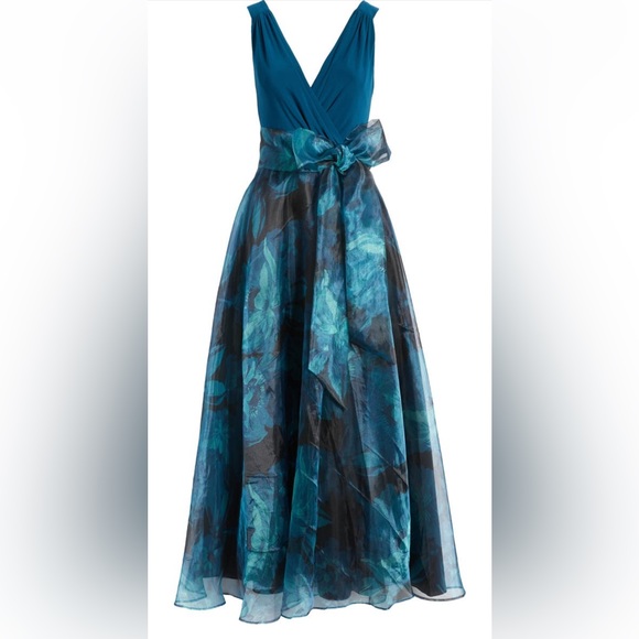 Eliza J, Mixed media sleeveless A line gown, size 14, like new - Picture 1 of 8